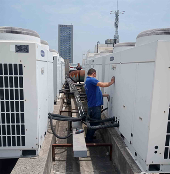 台前中央空调制热和不制冷系统维修方法